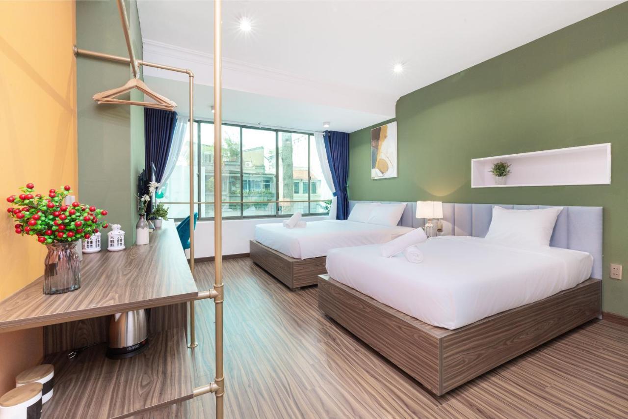 Cozrum Smart - First Target Hotel Ho Chi Minh-staden Exteriör bild