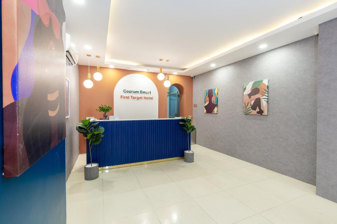 Cozrum Smart - First Target Hotel Ho Chi Minh-staden Exteriör bild