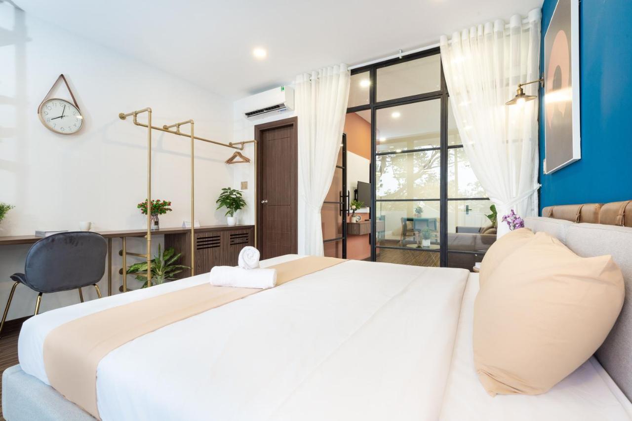 Cozrum Smart - First Target Hotel Ho Chi Minh-staden Exteriör bild