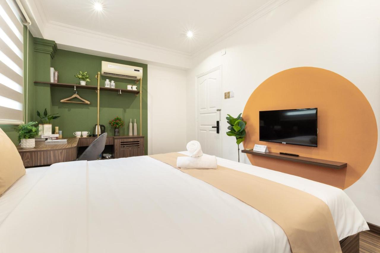 Cozrum Smart - First Target Hotel Ho Chi Minh-staden Exteriör bild
