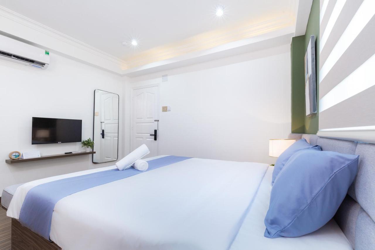 Cozrum Smart - First Target Hotel Ho Chi Minh-staden Exteriör bild